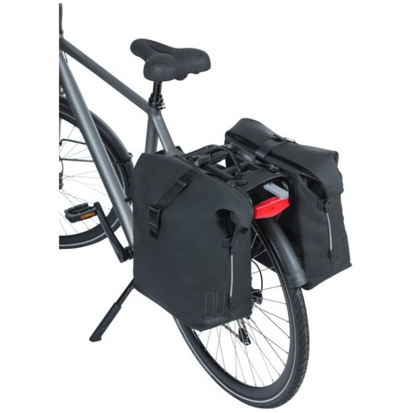Basil TAS BAS SOHO DUBBEL NORDLICHT MIK NIGHT BLACK 41L Night Zwart